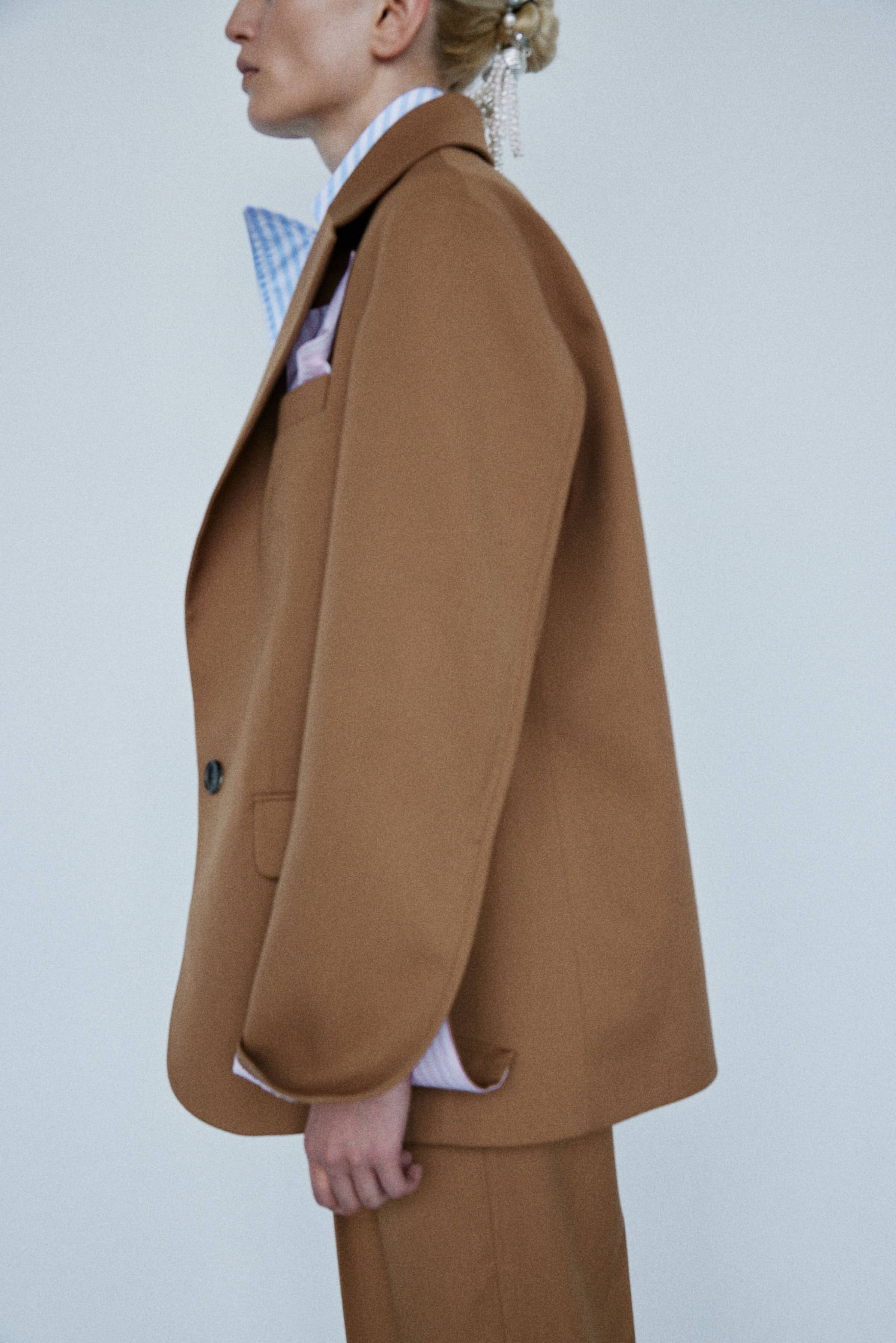 Coats & Jackets