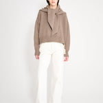 Nackiyé Queen's Guard Scarf