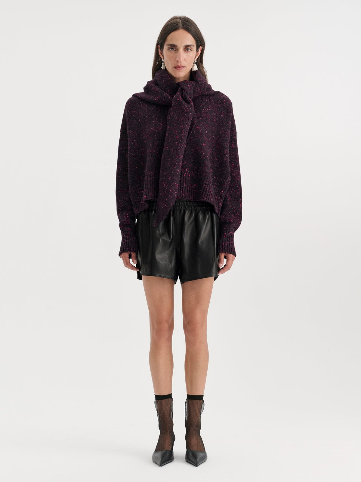 Nackiyé Queen's Guard Knit Scarf
