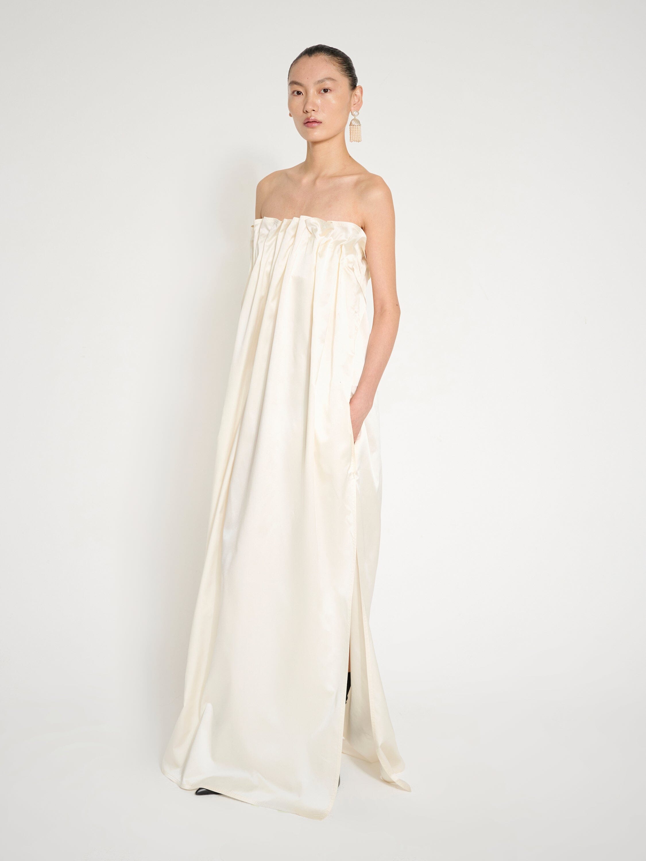 Nackiyé Dress Meringue Gown Dress