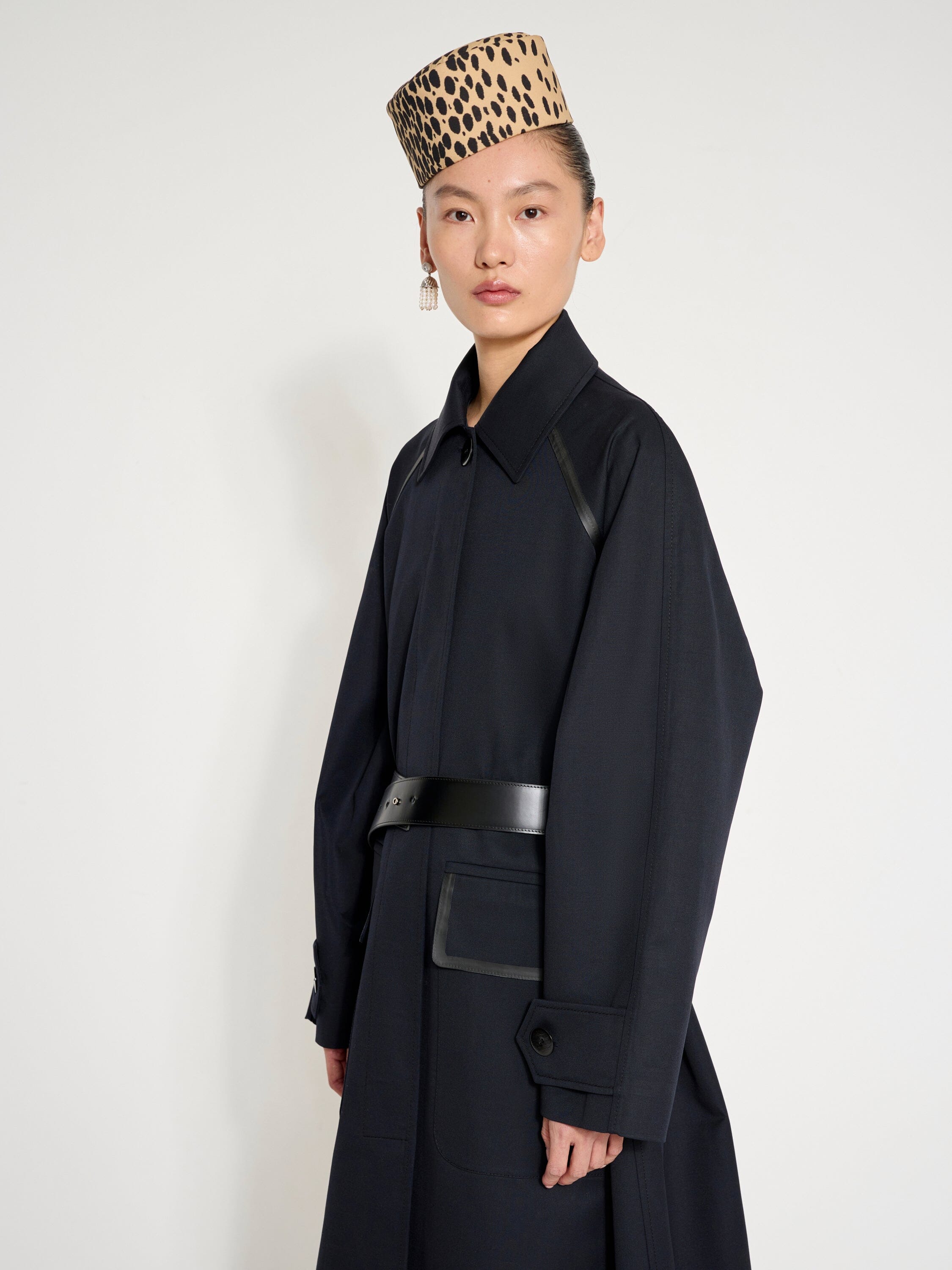 Nackiyé Jacket Discrete Coat